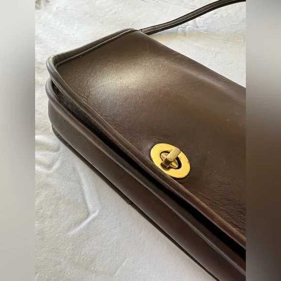 Vintage Coach Brown Leather Pocket Purse Shoulder Bag - Picture 9 of 14